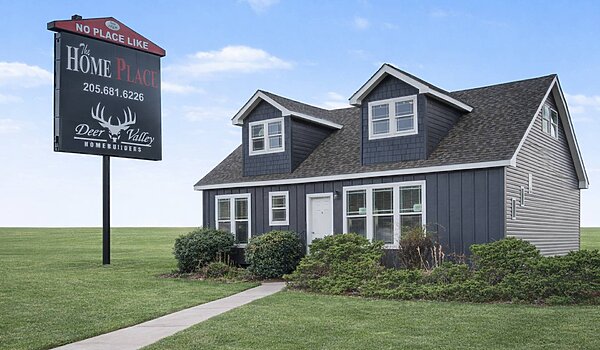 Signature Series / The Haven 2 Story DVHBSS-4501C Exterior 87555