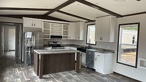 Champion Homes / The Canal 1676-H-32005 Kitchen 28455