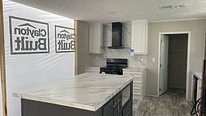 Clayton Built / Grand Living Kitchen 31404