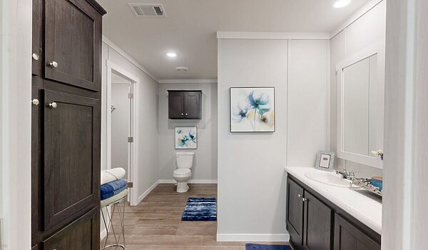 Acorn / Grand Mesa 2376 Interior 84532