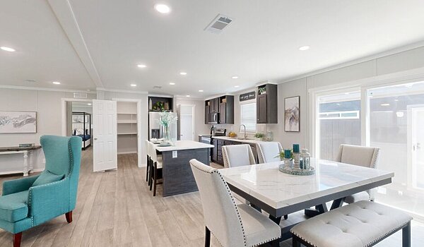 Acorn / Grand Mesa 2376 Interior 84526