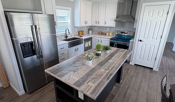 Timber Ridge 358 / **ONLY: $94,900** Interior 90819