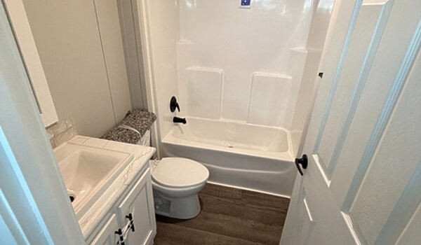 Timber Ridge 358 / **ONLY: $94,900** Interior 90823