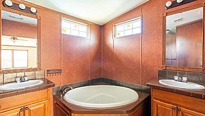 Schult / The Savannah Bathroom 15459