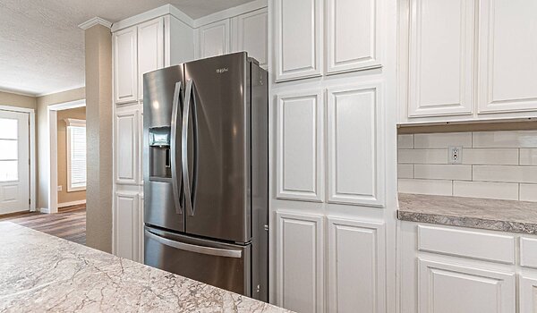 Topaz / 28663A Kitchen 81586