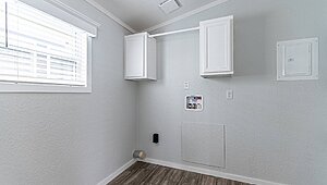 Solitaire Singlewide / ST18803A Utility 81617