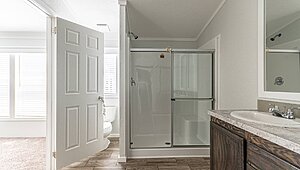 Solitaire Singlewide / ST16763B Bathroom 81641