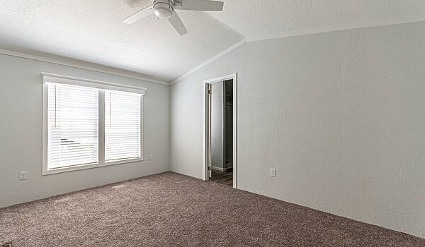 Solitaire Singlewide / ST16763B Bedroom 81637