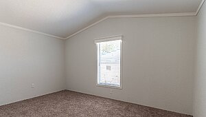 Solitaire Singlewide / ST16763B Bedroom 81638