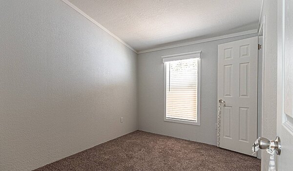 Solitaire Singlewide / ST16763B Bedroom 81639