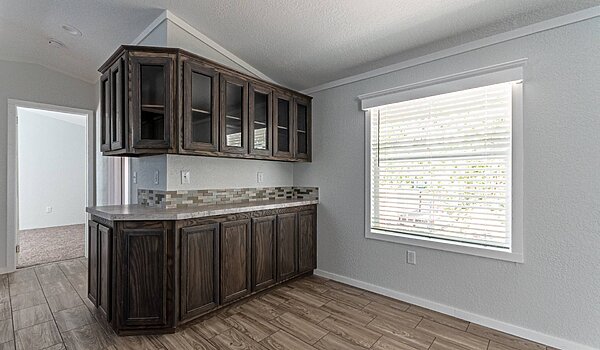 Solitaire Singlewide / ST16763B Kitchen 81633