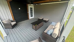 Lifestyle / The Jones Interior 80640