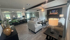 Lifestyle / The Jones Interior 80631