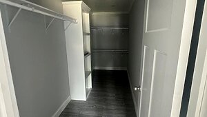 Lifestyle / The Jones Interior 80637