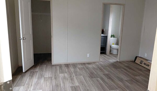 Epic Journey / The Clark 30CEJ16663AH Interior 85310