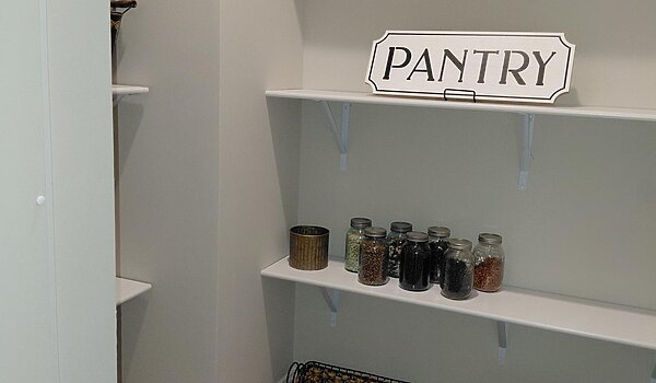 Lifestyle / The Brody II Interior 85138