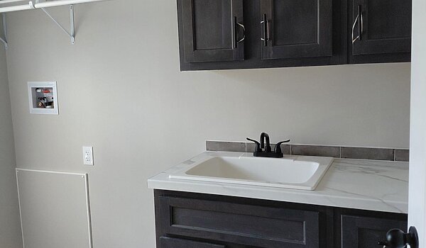 Lifestyle / The National Interior 88095