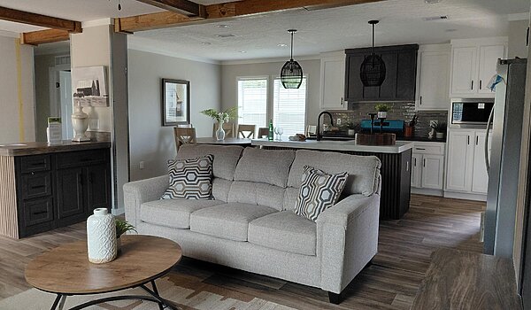 Lifestyle / The National Interior 88080