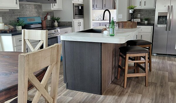 Lifestyle / The National Interior 88082