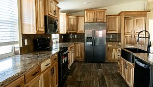 UNDER CONTRACT / Cedar Canyon 2068-LS Kitchen 61886