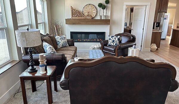 RED TAG SALE / Pinehurst 2521 Interior 86558