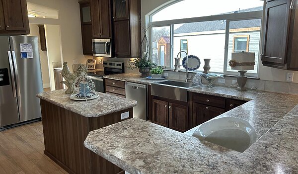 RED TAG SALE / Pinehurst 2521 Interior 86559