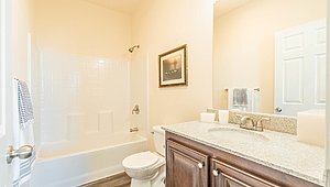 Creekside Manor / CM-4663A Bathroom 58974