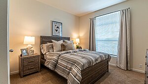 Champion Homes / Yosemite YS5643R Interior 80908