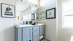 Champion Homes / Yosemite YS5643R Interior 80909