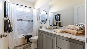 Champion Homes / Yosemite YS5643R Interior 80912