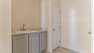 Champion Homes / Yosemite YS5643R Interior 80913