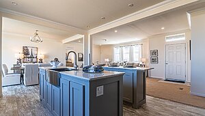Champion Homes / Yosemite YS5643R Interior 80903