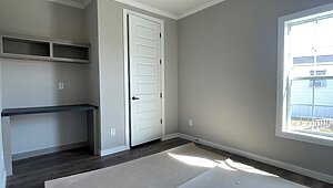 Champion Homes / Carolina Crown Interior 87366