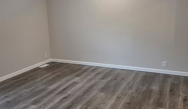 Lot #8 / Millcreek Series N630 Interior 88512