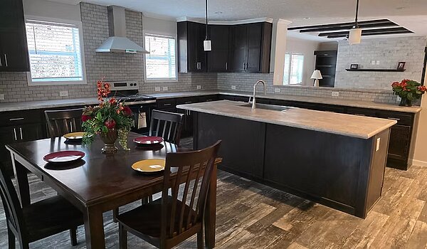 Lot #9 / Millcreek Series N900 Interior 88522