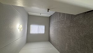 Clayton Built / Singlewide Bedroom 89054