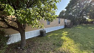 Clayton Built / Singlewide Exterior 89045