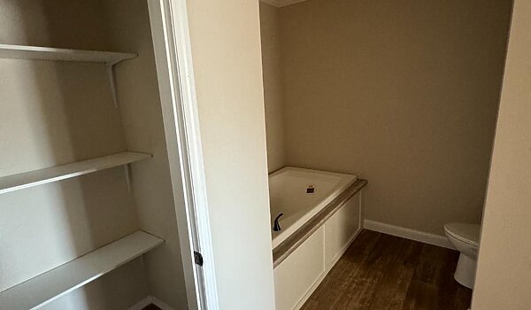 Prime / PRI3264-2070 Interior 84010