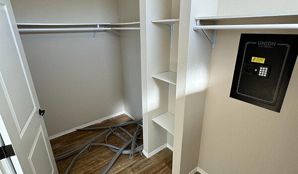 Prime / PRI3264-2070 Interior 84013