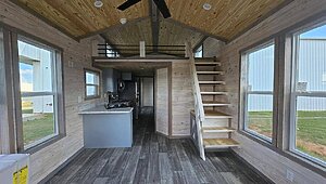 Tiny Homes / Whispering Pines 4B 100 Interior 88664