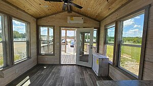 Tiny Homes / Whispering Pines 4B 100 Interior 88665