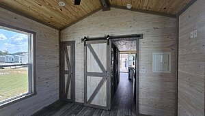 Tiny Homes / Whispering Pines 4B 100 Interior 88668