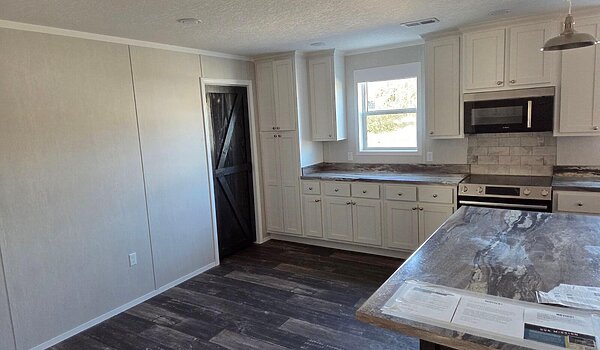 The ARC 8000 9000 / ARC3280-9011 Interior 85356