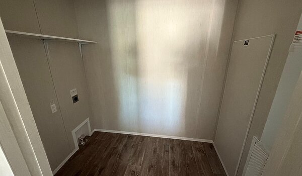 The ARC 7000 / ARC1670-7051 Interior 85028