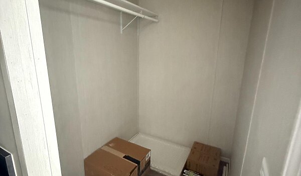 The ARC 7000 / ARC1670-7051 Interior 85029