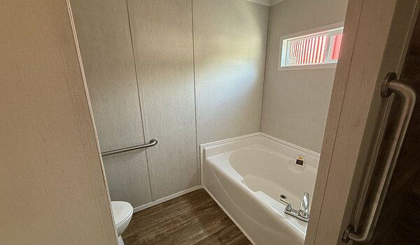 The ARC 8000 9000 / ARC1680-8016 Interior 83874