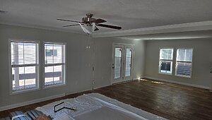 END OF THE YEAR SPECIAL / PRI3260-2028 Interior 85345