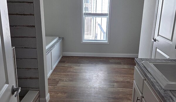 END OF THE YEAR SPECIAL / PRI3260-2028 Interior 85349