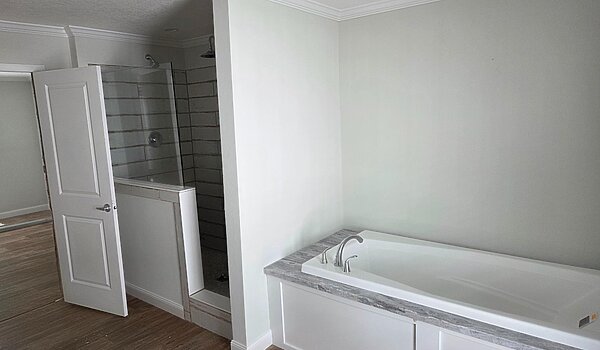 END OF THE YEAR SPECIAL / PRI3260-2028 Interior 85350