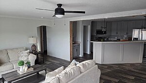 END OF THE YEAR SPECIAL / PRI3264-2005 Interior 85367